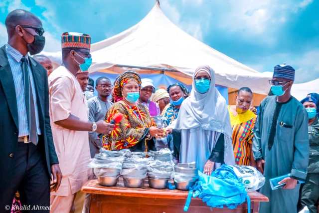 FG Distributes 15,750 Utensils To FCT … As 10m Pupils Benefit From NHGSF