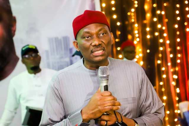 Elumelu Constituency Projects:  Issele-Mkpitime, 7 Other Communities Get Town Halls, Palaces.