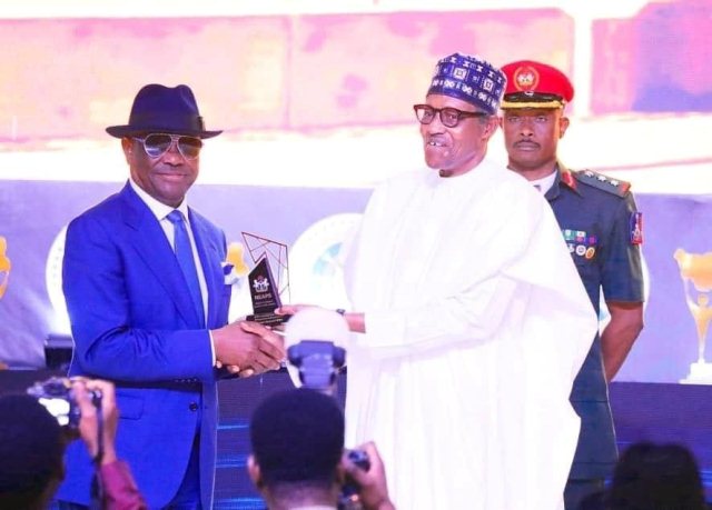 Okowa Congratulates Wike On Public Service Award