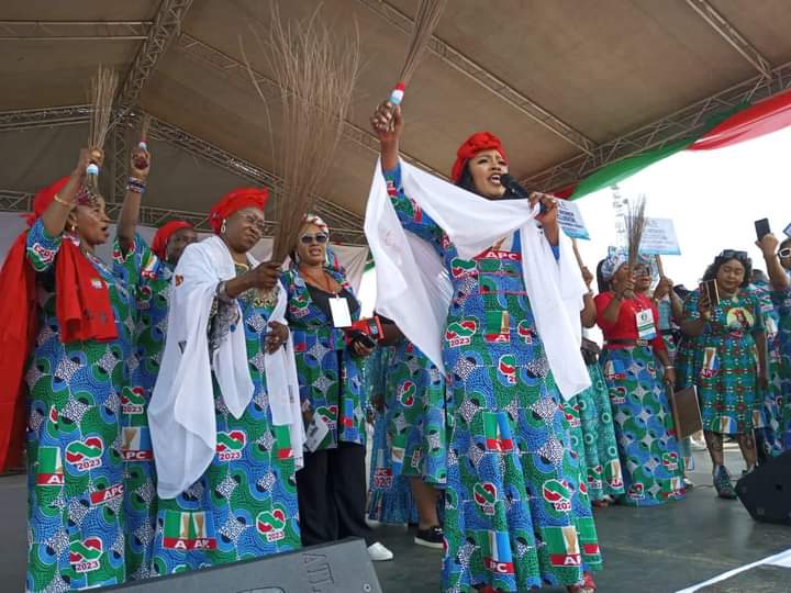 APC Women Hold South-South Rally in Calabar..Ayade says Tinubu most experienced presidential candidate* 