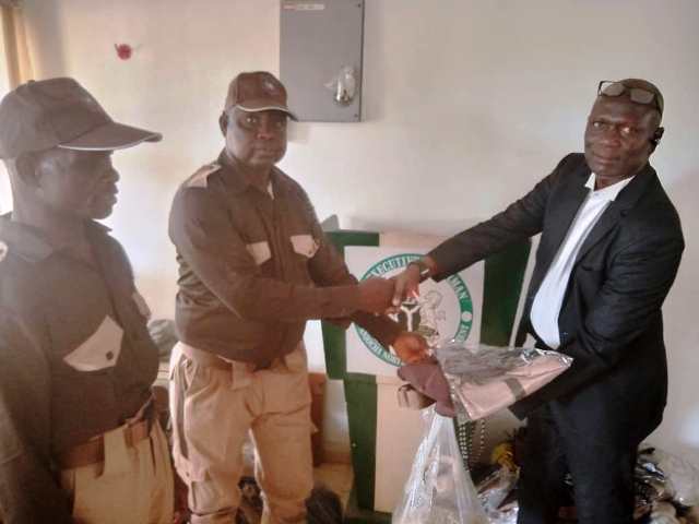 Security: Aniocha North Council Boss, Okwechime Provides 200 Sets of Uniform For Area Vigilante Groups