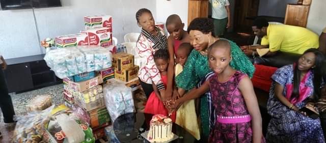 Dame Okwuofu Celebrates Birthday Anniversary With Orphans In Orphanage Homes… Appreciates God For His Grace, Mercy