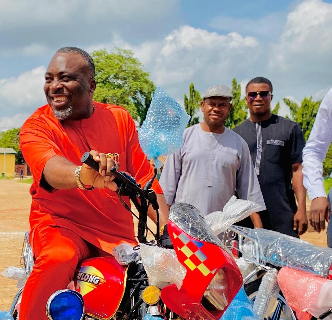 Security: Aniocha North Council Boss, Hon Chinye Takes Delivery Of New Motorcycles Donated By Prince Ibe Ozoma