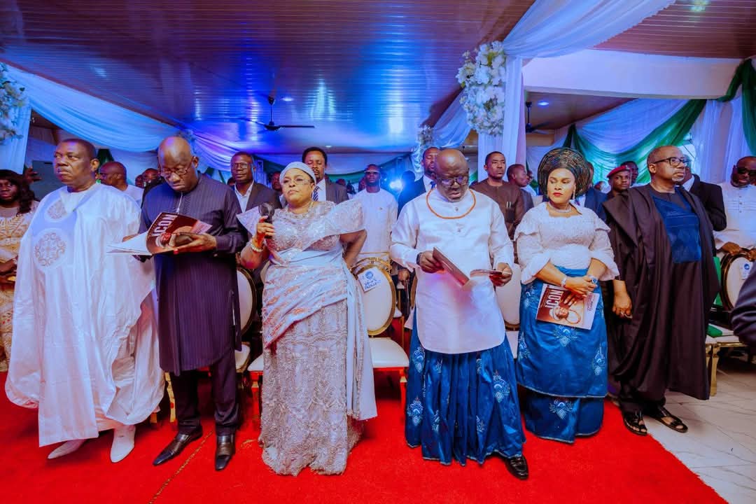 Tinubu, Jonathan, Akpabio, Oborevwori, Others Eulogize Clark At Funeral