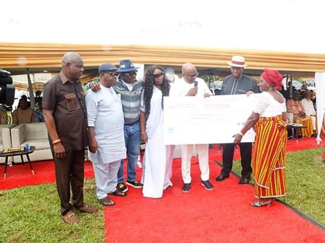 Oborevwori Reaffirms Inclusive Governance, Commends Izeze’s Empowerment Drive