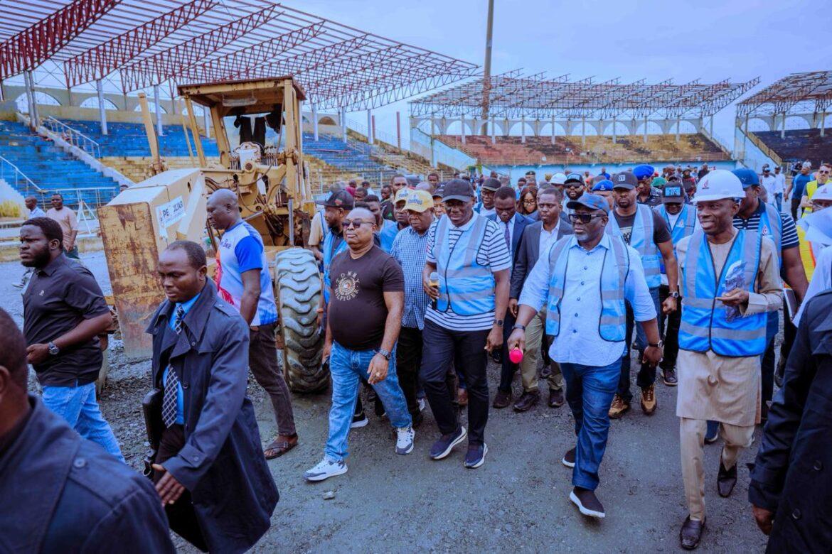 Oborevwori Inspects Warri Stadium, Amidst Cheers   …Assures Of Timely, Quality Completion
