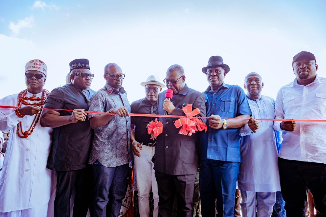 Oborevwori Inaugurates Cluster Of Housing Units In Okuama