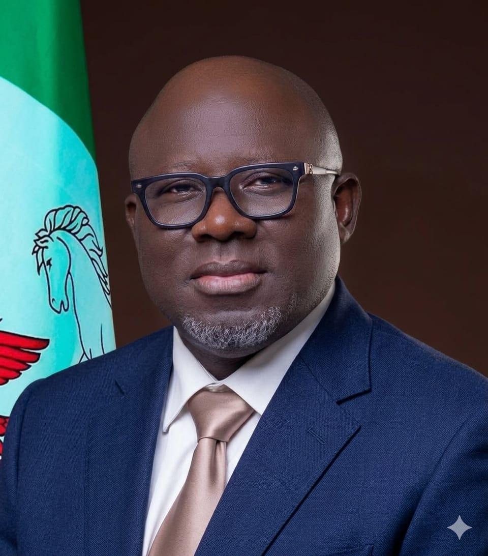 Aniocha North Council Boss, Hon. Emma Chinye celebrates Oborevwori at 63, Praises his leadership