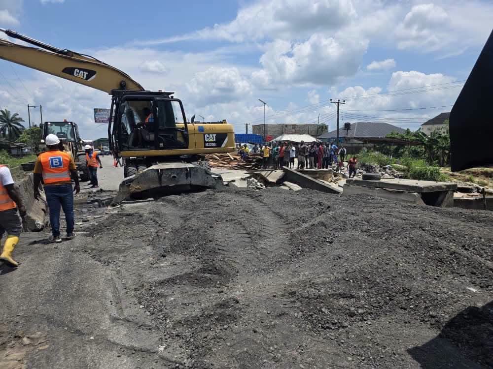 COLLAPSED SECTION OF EAST-WEST ROAD: Oborevwori Intervenes, Asks Berger To Move In